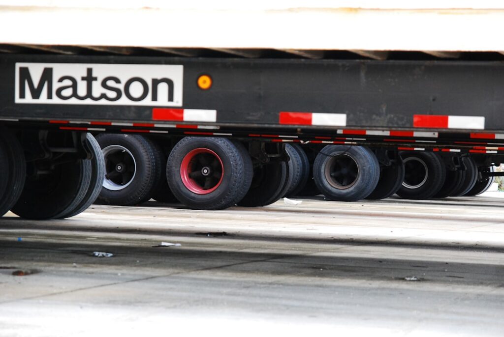 Slash Fleet Tire Costs: Smart Management Tips